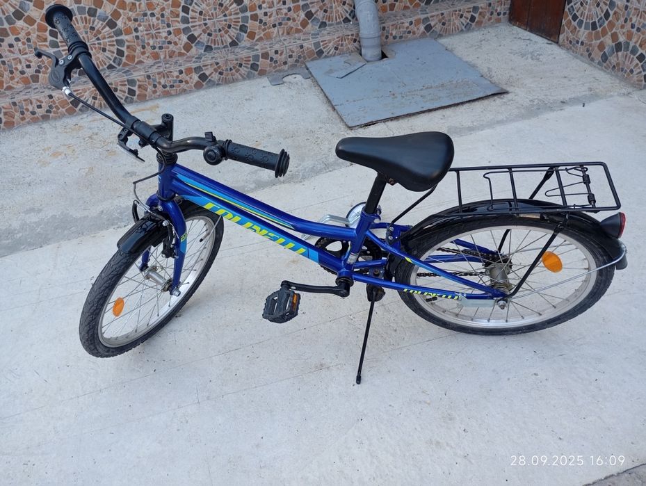 Bicicleta copii plus roti ajutatoare impecabila