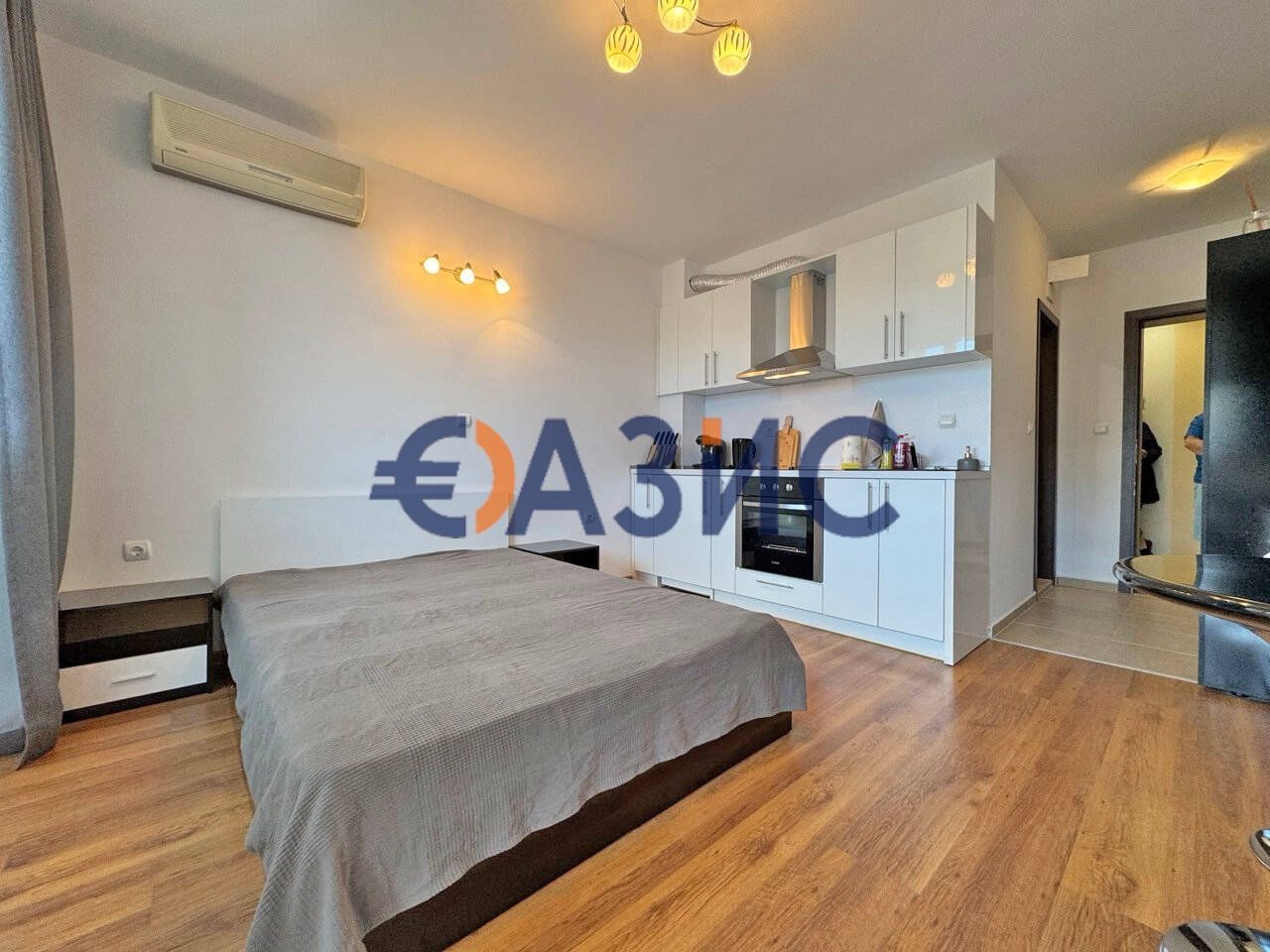 Продава се Едностаен апартамент в к.к. Слънчев бряг - 33 кв.м за 1516 €/кв.м - Снимка #4