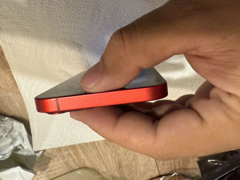 Iphone 13 RED 126