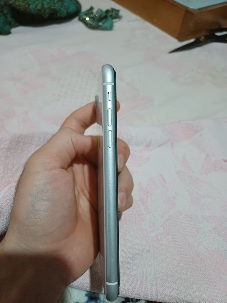 Ayfon xr Sotiladi!