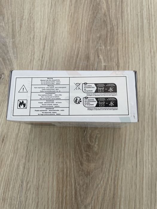 Telefon cu butoane