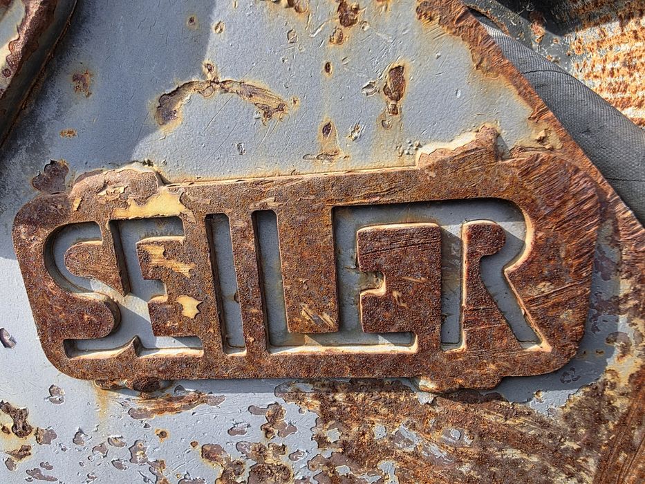 Cupa multifuncțională Buldoexcavator Vola