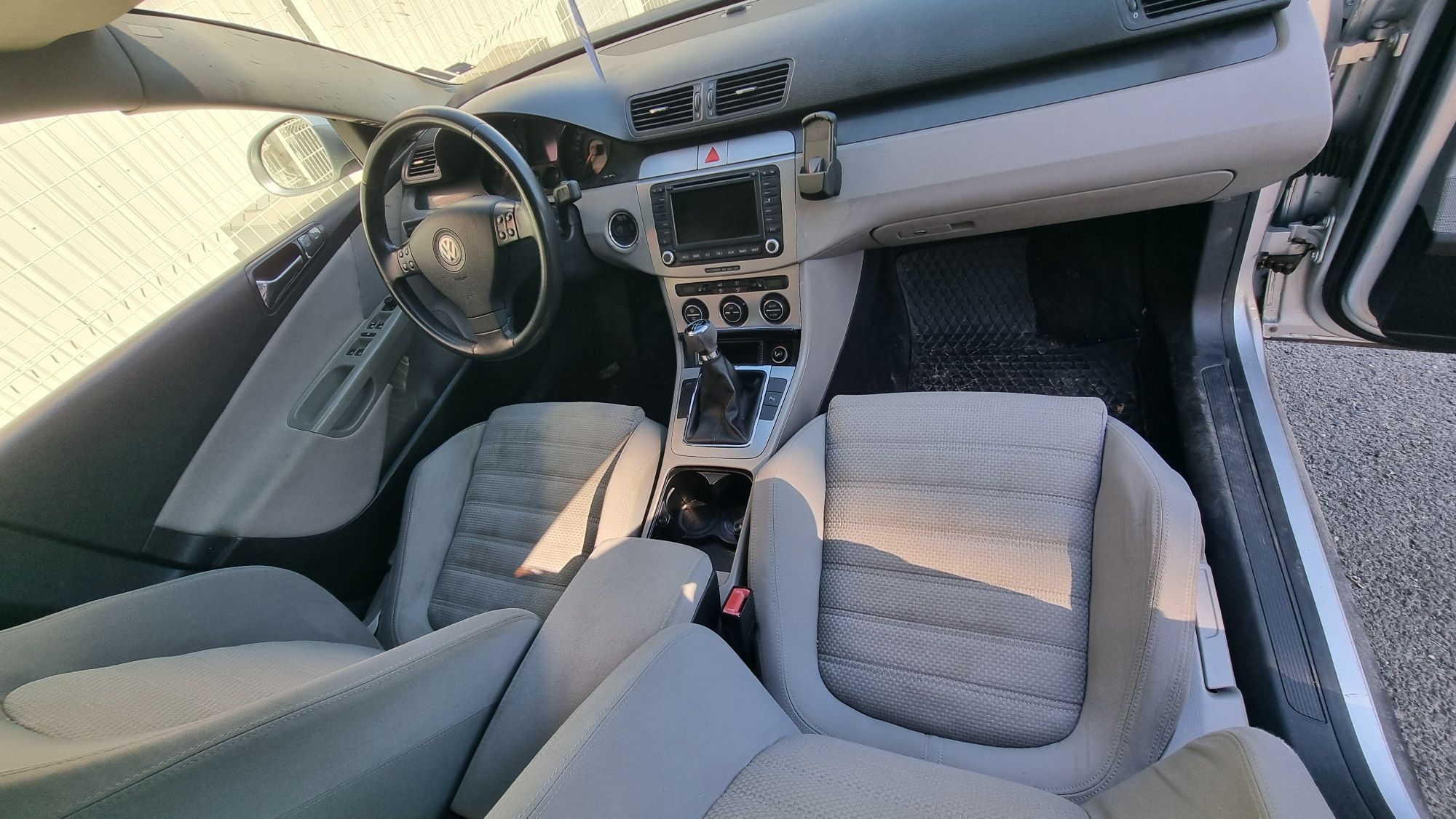 Фолксваген Пасат 6 , VW Passat 6 , 1.9 , 105 к.с , на части!