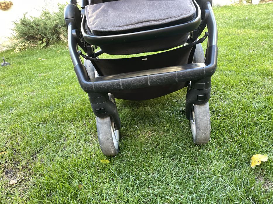 Mutsy Evo 3в1 Бебешка количка + аксесоари