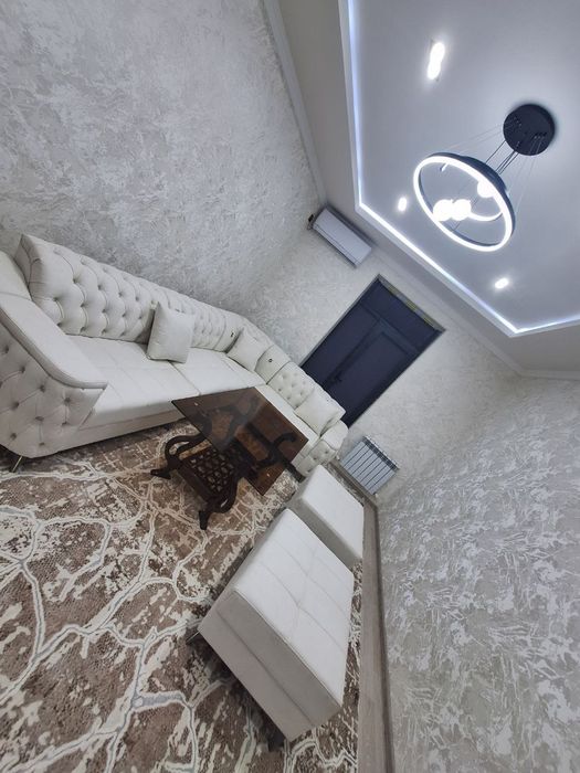 Столик продаётся Каленый стекло Журнальный столик Jurnalniy stol