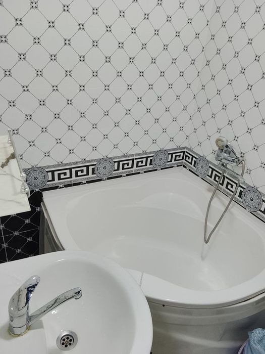 3 хонали  1-этажда жойлашган квартира ижарага берилади