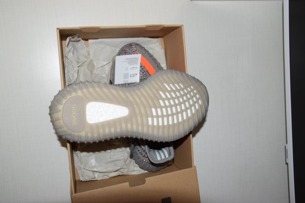 Yeezy 350 v2 Beluga reflective, EU 37 1/3