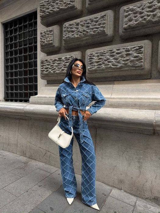 Уникален дънков сет наличен в размер M и L