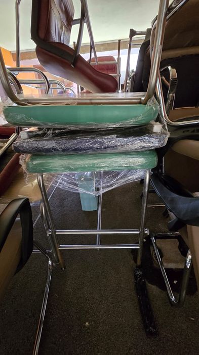 Canapele consultații medicale