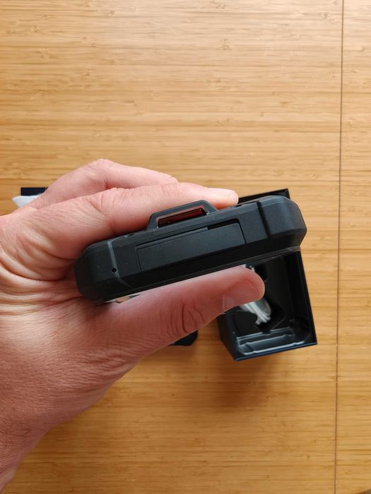 Неразрушим Телефон Tank 4: MIL-STD-810H, 11,600mAh и Вграден Проектор