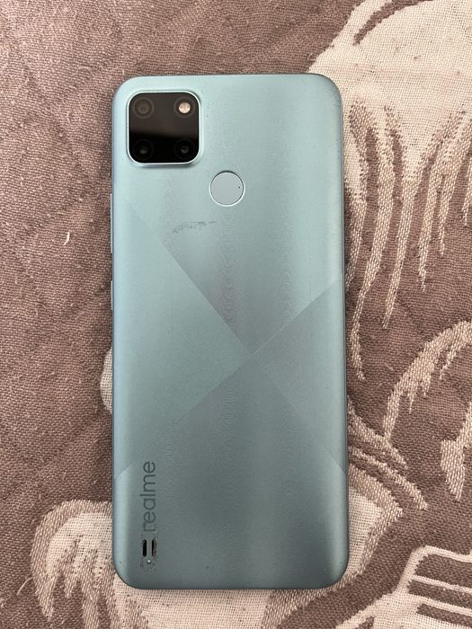 Продам 3 телефона Realme c21y Huawei p20 Redmi note 8