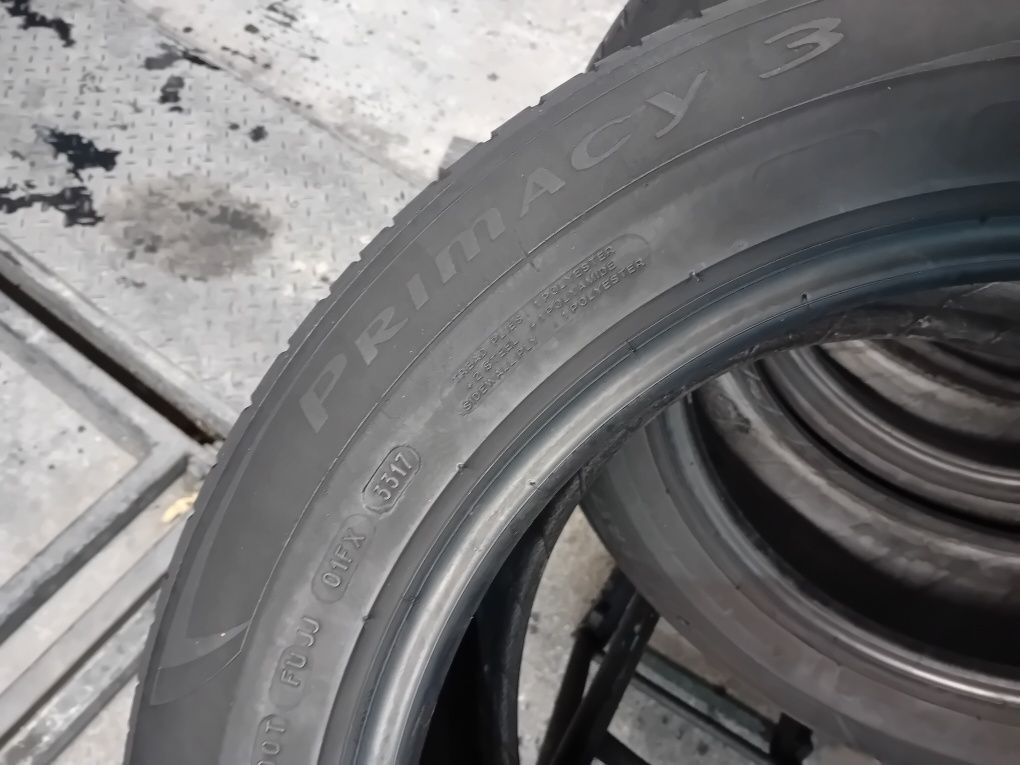 Michelin 235 55 r17 vara