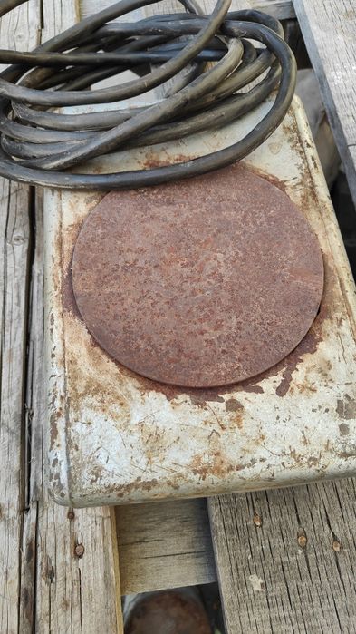 Электрическая плитка продам