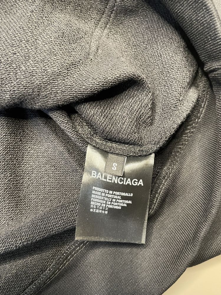 Горнище Balenciaga топ модел 2023 НАМАЛЕНА