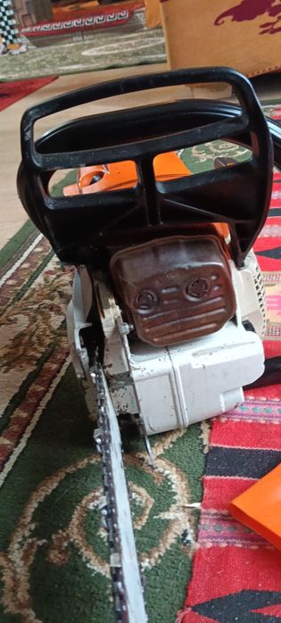 Vând Stihl Ms 261 c ,de 4,1 cp