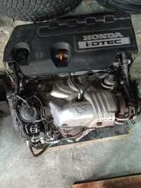 Продавам двигател и скорости за Хонда Сивик 2013г. 2.2 дизел 150к.с.