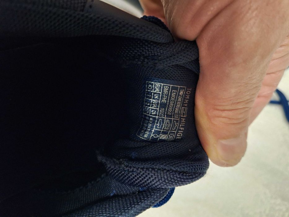 Чисто нови мъжки обувки Tommy Hilfiger