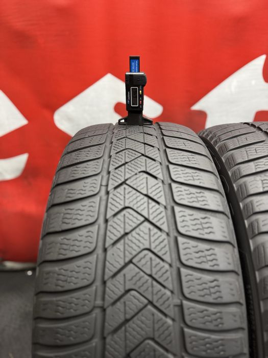 235 45 18, Зимни гуми, Pirelli SottoZero3, 2 броя