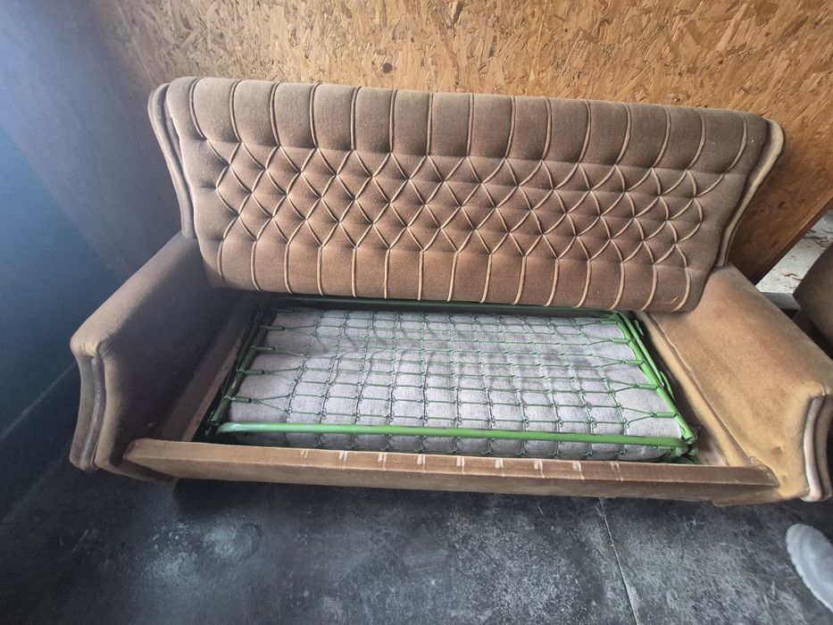 Продавам холно обзавеждане