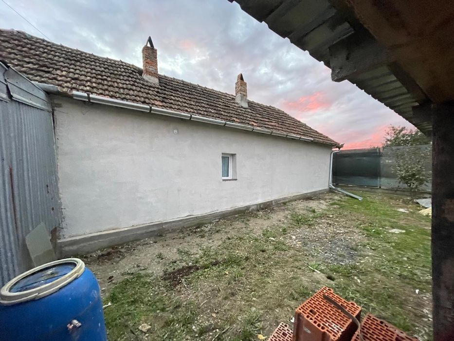 Casa de vânzare in localitatea Picleu