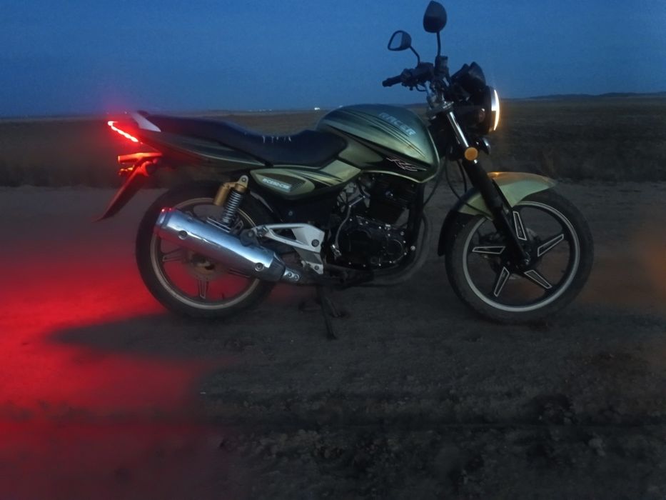 мотоцикл   , 250 кубов  Racer R6