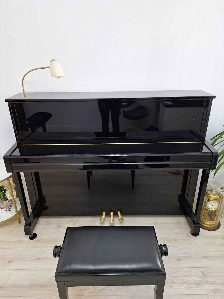 Pianina Yamaha B2 PE, fabricatie 2018, putin folosita + bancheta