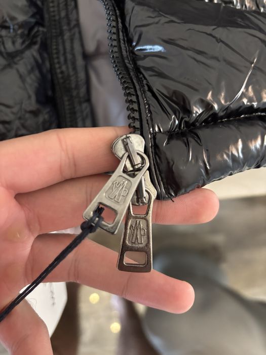 Vand geaca puffer lucios