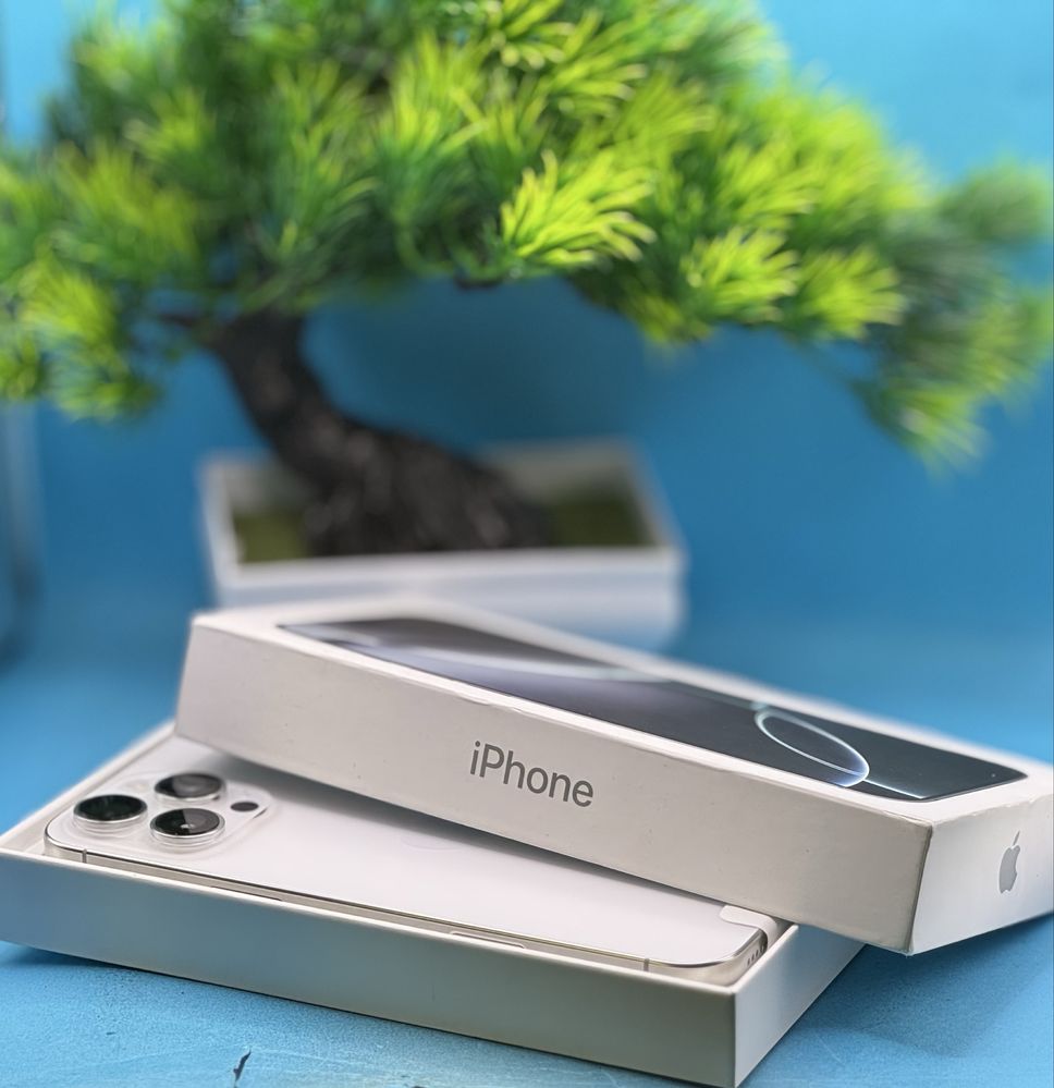 НОВ!!! Apple iPhone 16 Pro Max, 256GB, 5G, White Titanium
