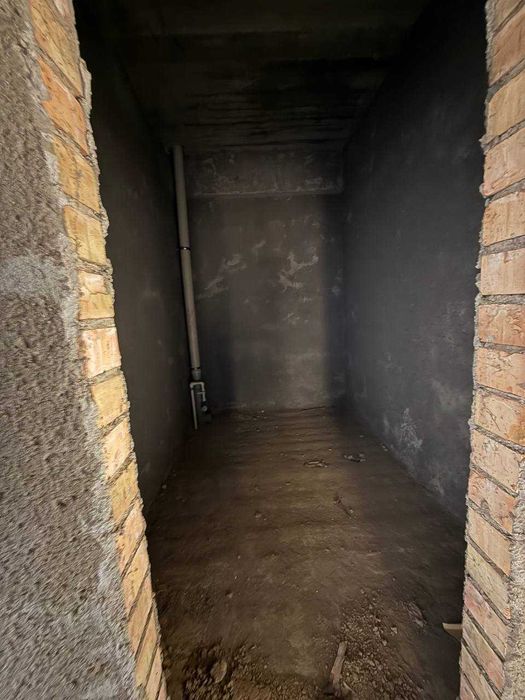 Продается (сотилади) 3х кв коробка по ул. Узбекистанская в новостройке