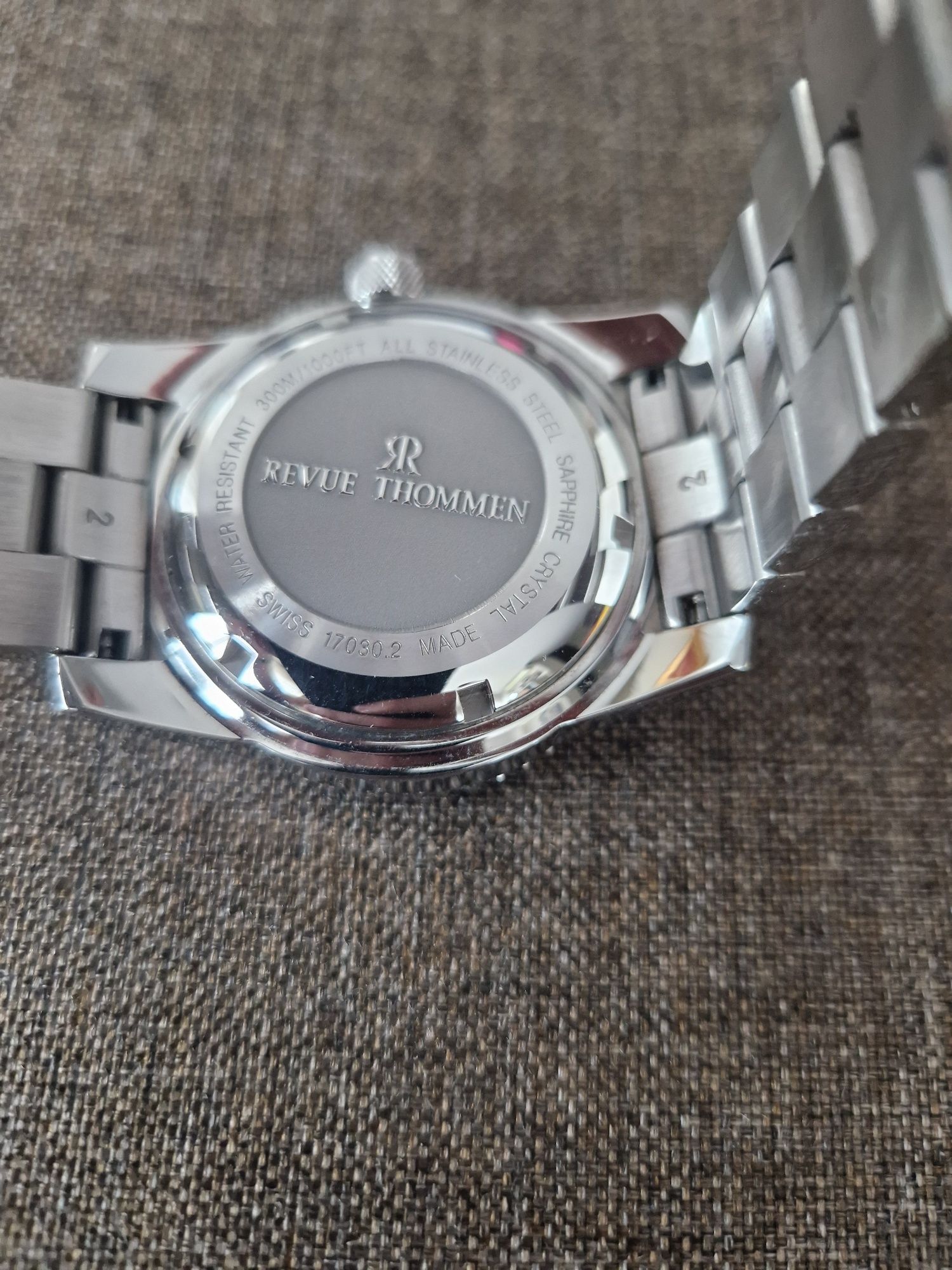 Revue Thommen Automatic