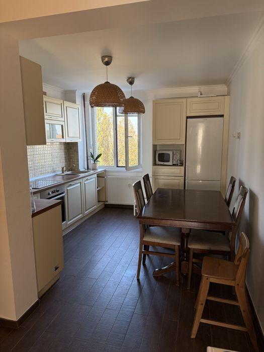 Apartament 3 camere Cantemir