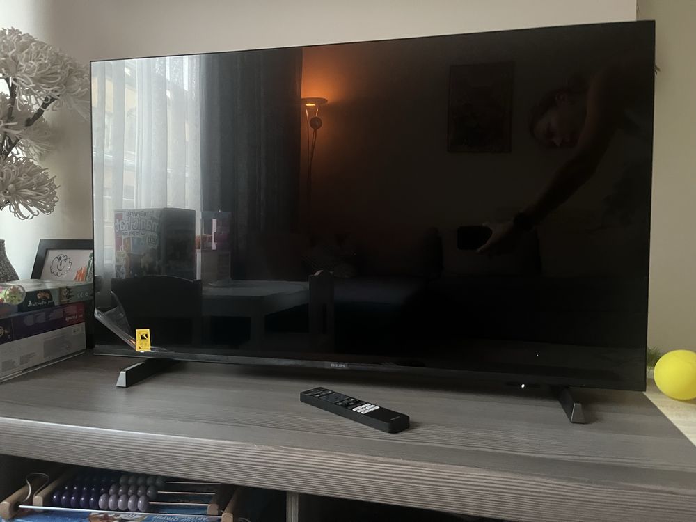 Телевизор PHILIPS 43PUS8209/12, 43", LED 4K Ambilight TV, Titan OS