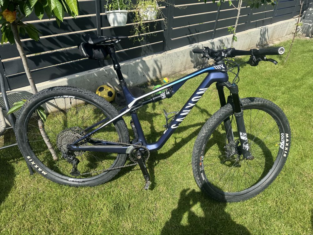 Canyon Lux 7 2021 | M | 3300 km