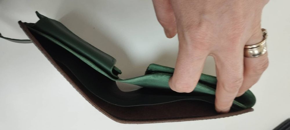 Мъжки портфейл от телешка кожа