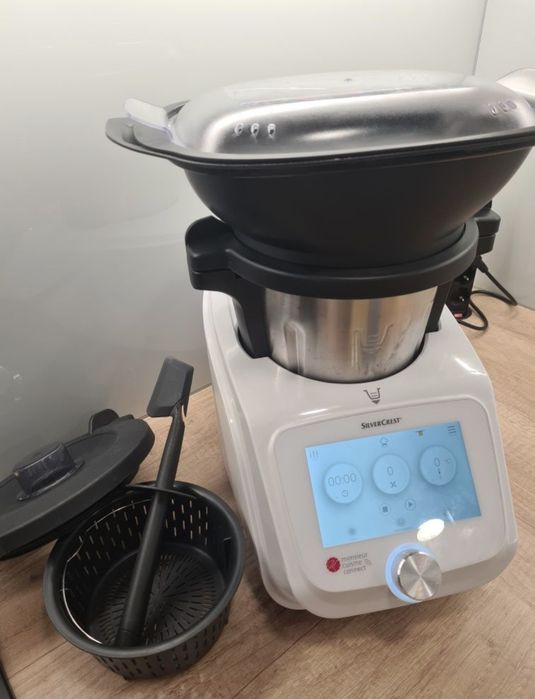 Robot de bucătărie Monsieur Cuisine Connect