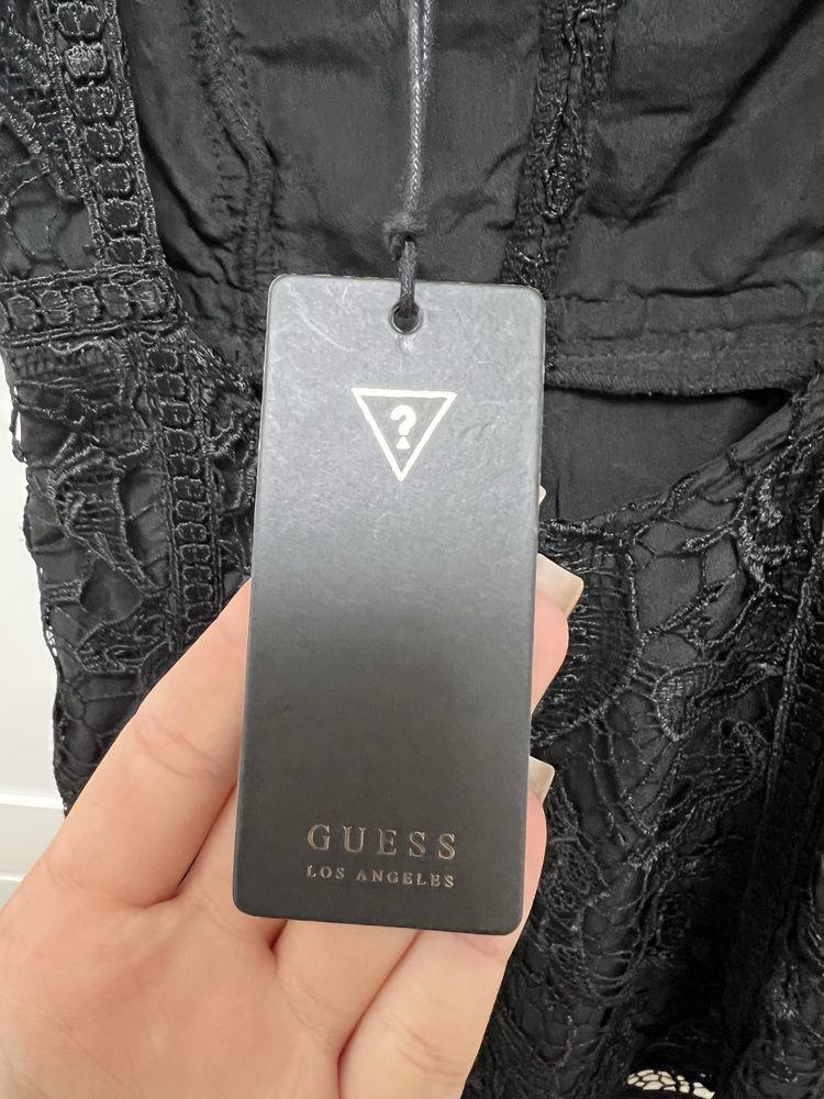 рокля Guess