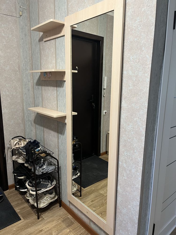Продам прихожую