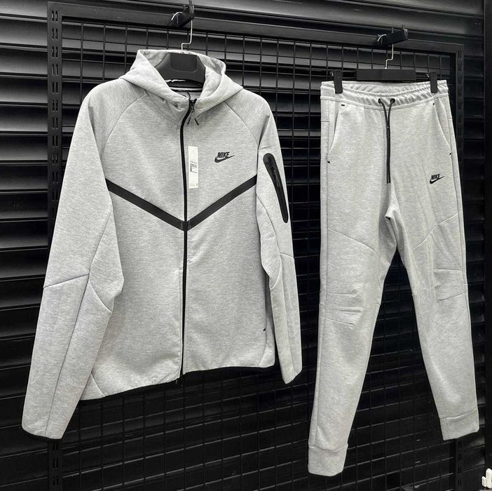 Мъжки Екипи NikeTech