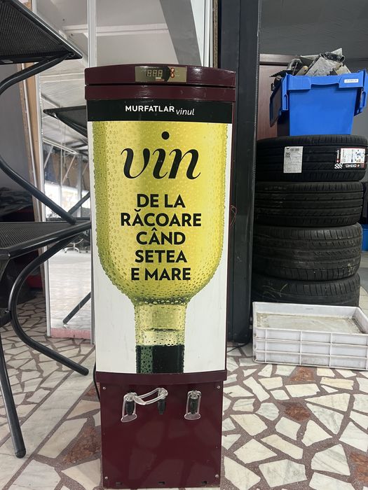 Dozator vinuri la rece