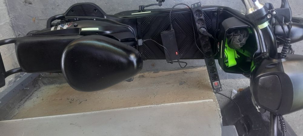 Scuter Electric 350W 20Ah cu Pedale Bicicleta Electrica