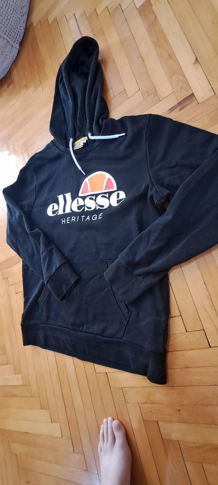 Оригинален Суичер "ellesse" XL