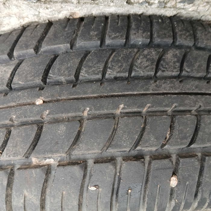 Гума със Джанта от Лада