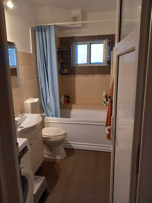 Gherorghieni. Chirie apartament 2  camere decomandat, bd. Titulescu