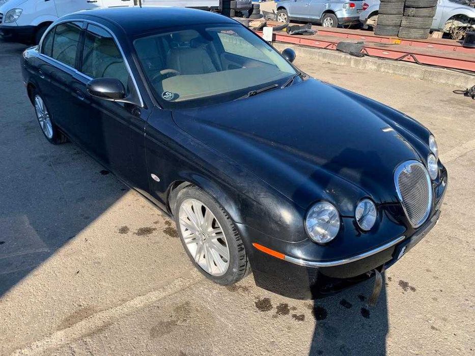 dezmembrez Jaguar S-type 2.7d/usa fata S-type/bara spate S-type/faruri