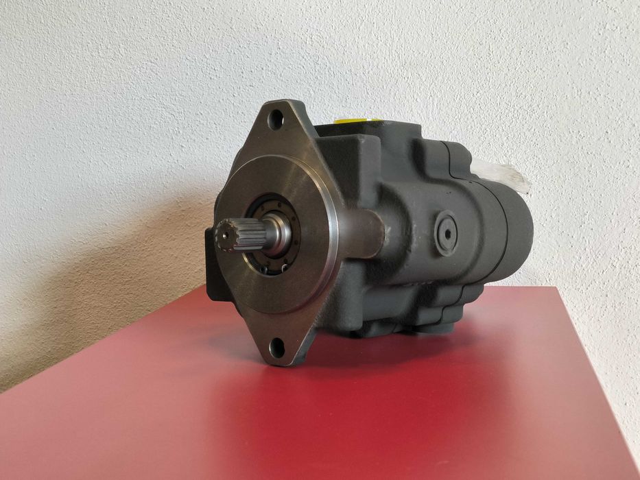 Pompă hidraulică Neuson 1903 – originală Nachi, cod PVD-0B-20BP-8G3