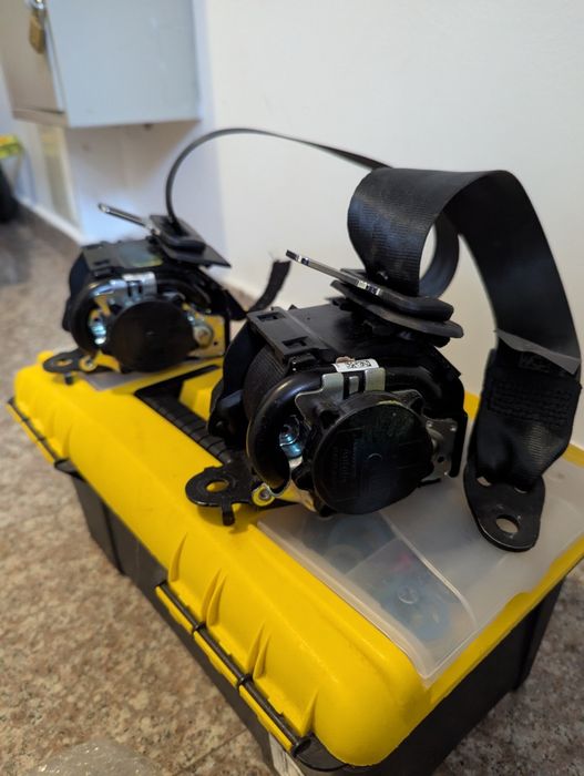 Centuri siguranță spate Dacia Duster 2