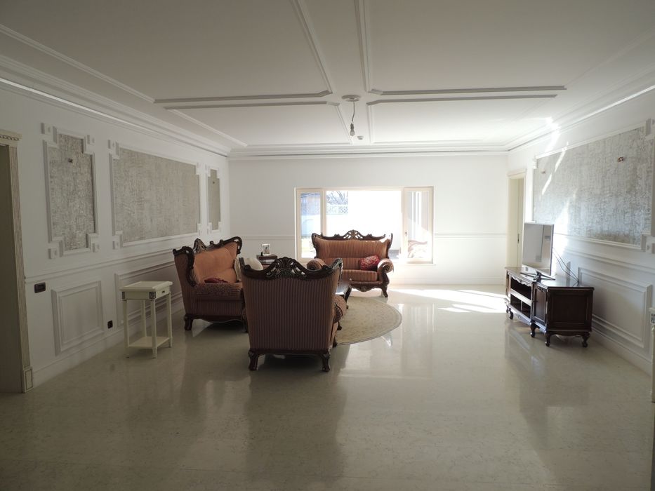 Vând Vila / Casa