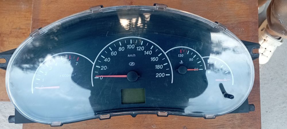 Приборни панел приору