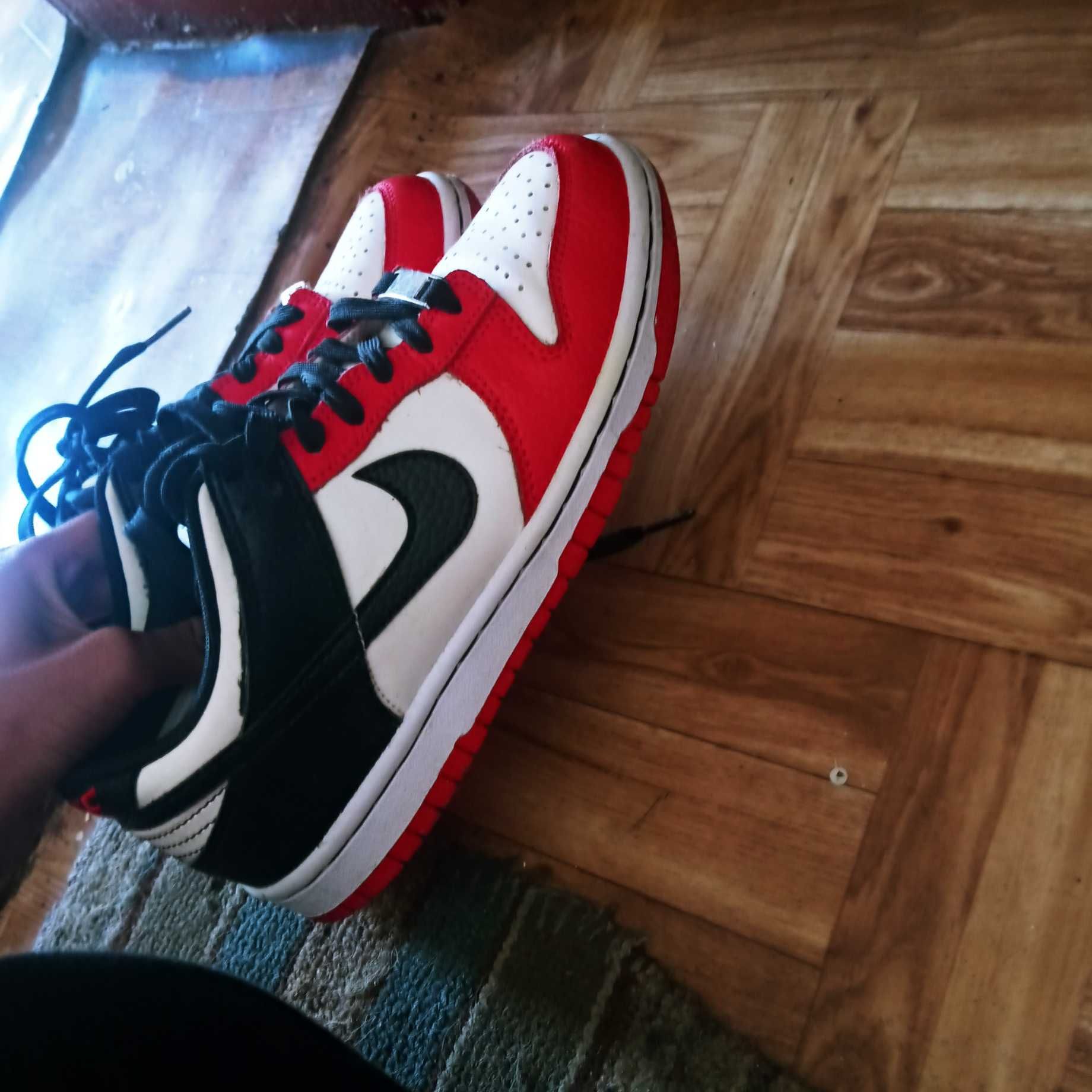 Nike dunks обувки