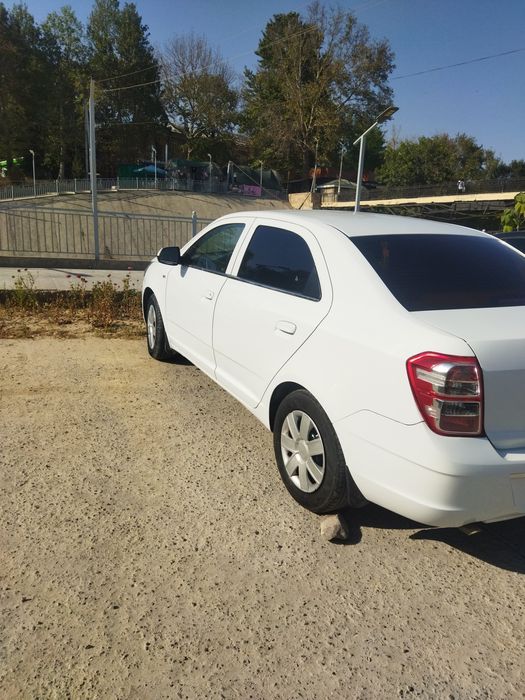 Coblt sotiladi yili 2014 kraska ikkita detalida bor yurgani 550000.